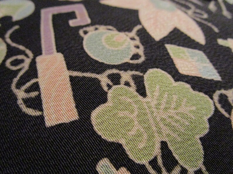 24cmx13cm Kleenex Carring Kimono Fabric Case made with vintage silk Japanese kimono fabric