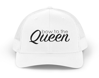 Gorra de camionero con cierre a presión "Inclinate ante la Reina"