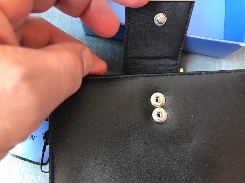 Kenneth Cole Reaction Coin Pures