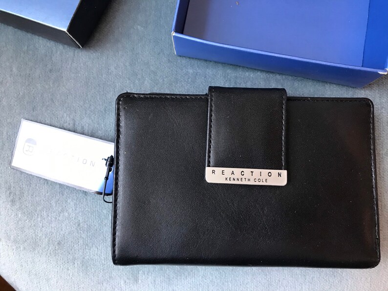 Kenneth Cole Reaction Coin Pures