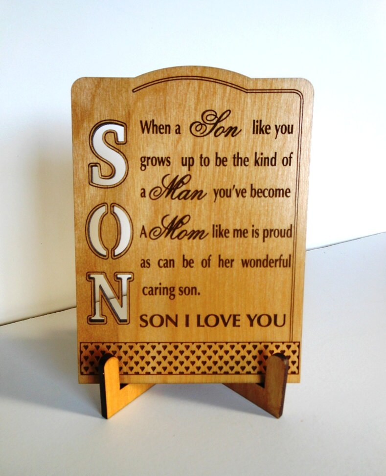 TRUMPETIC Mothers Day Gifts, Personalized To My Mom Plaque, Gifts For Mom  From Son Unique, Birthday Gifts For Mom from Son, Mom Gifts From Son, Mom