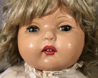 Muñeca MaMa de composición rechoncha de 25-26" (años 30).