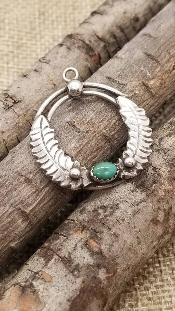 Navajo Round Pendant Turquoise Stone Sterling Silv