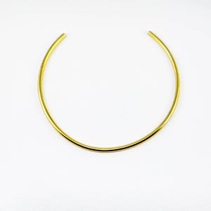 Simple Collar Brass