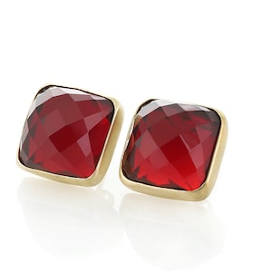 Square Garnet Earrings · January Birthstone Earrings · 18k Solid Gold Gemstone Earrings · Minimalist Bezel Stud Earrings