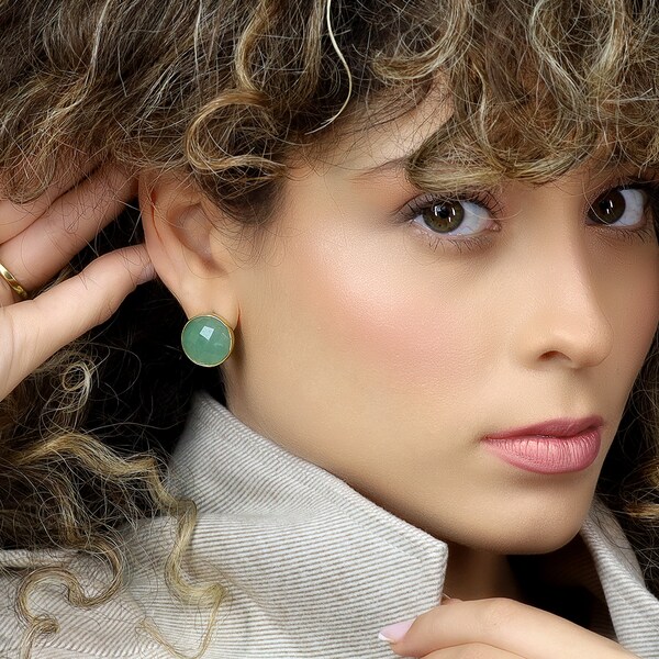 Groene aventurijn-oorbellen in massief goud · Statementoorbellen met gefacetteerde steen · Verjaardagscadeau voor moeder of zus