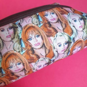 Death Becomes Her illustrated make-up bag/pencil case. Handmade and exclusive to ThatAgnes!