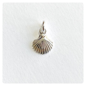 10mm Sterling Silver Clamshell Charm - Silver Shell Charm - Shell Charm - Sterling Silver Shell Charm - Seashell Pendant - Seashell Charm