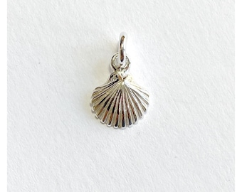 10mm Sterling Silver Clamshell Charm - Silver Shell Charm - Shell Charm - Sterling Silver Shell Charm - Seashell Pendant - Seashell Charm