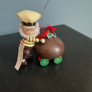 Vintage 1990&#39;s Hershey&#39;s Limited Edition Ornament by Kurt Adler Elf with Big Kiss