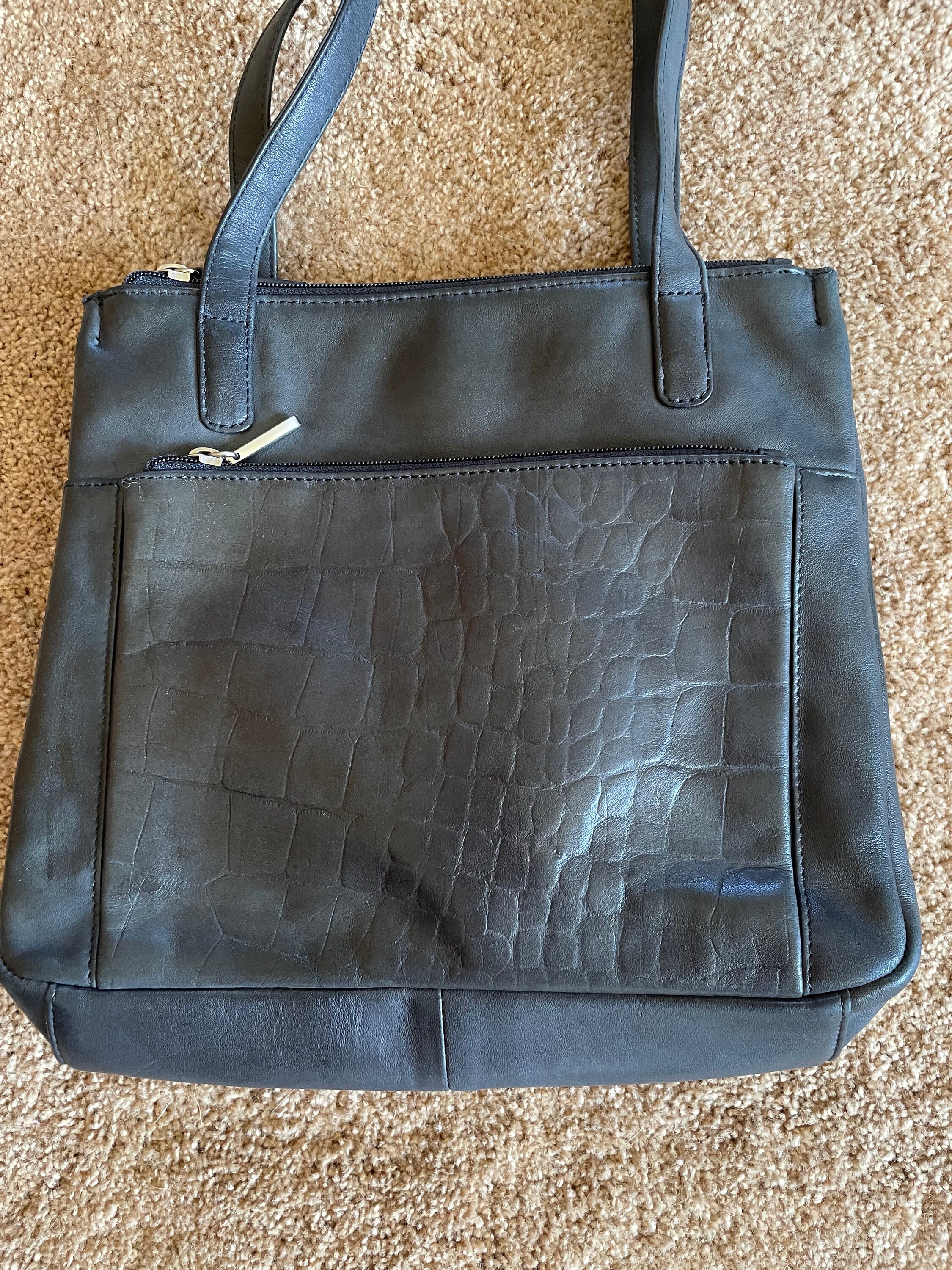 Bolso tote de hombro Vintage Stone Mountain de piel grabada en gris oscuro Etsy Mexico