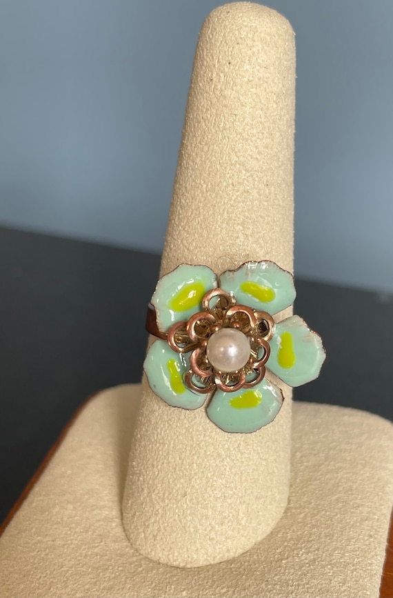 Vintage Copper Colored Floral Enamel Ring