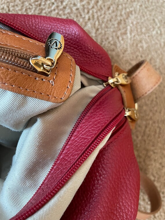 Valentina Two-Tone Red & Black Leather Bucket Bag Valentina Two Tone Red British Tan Bucket Crossbody Bag - Etsy main image 4