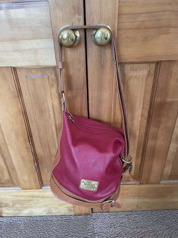 Valentina Two-Tone Red & Black Leather Bucket Bag Valentina Two Tone Red British Tan Bucket Crossbody Bag - Etsy main image 3