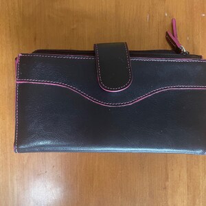 Wilson&#39;s Leather Clutch Wallet