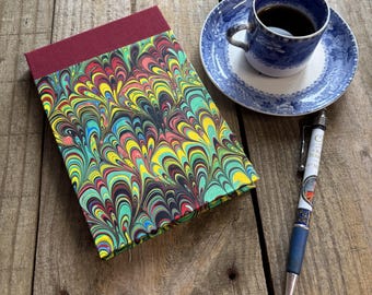 Marbled paper covered refillable memo pad