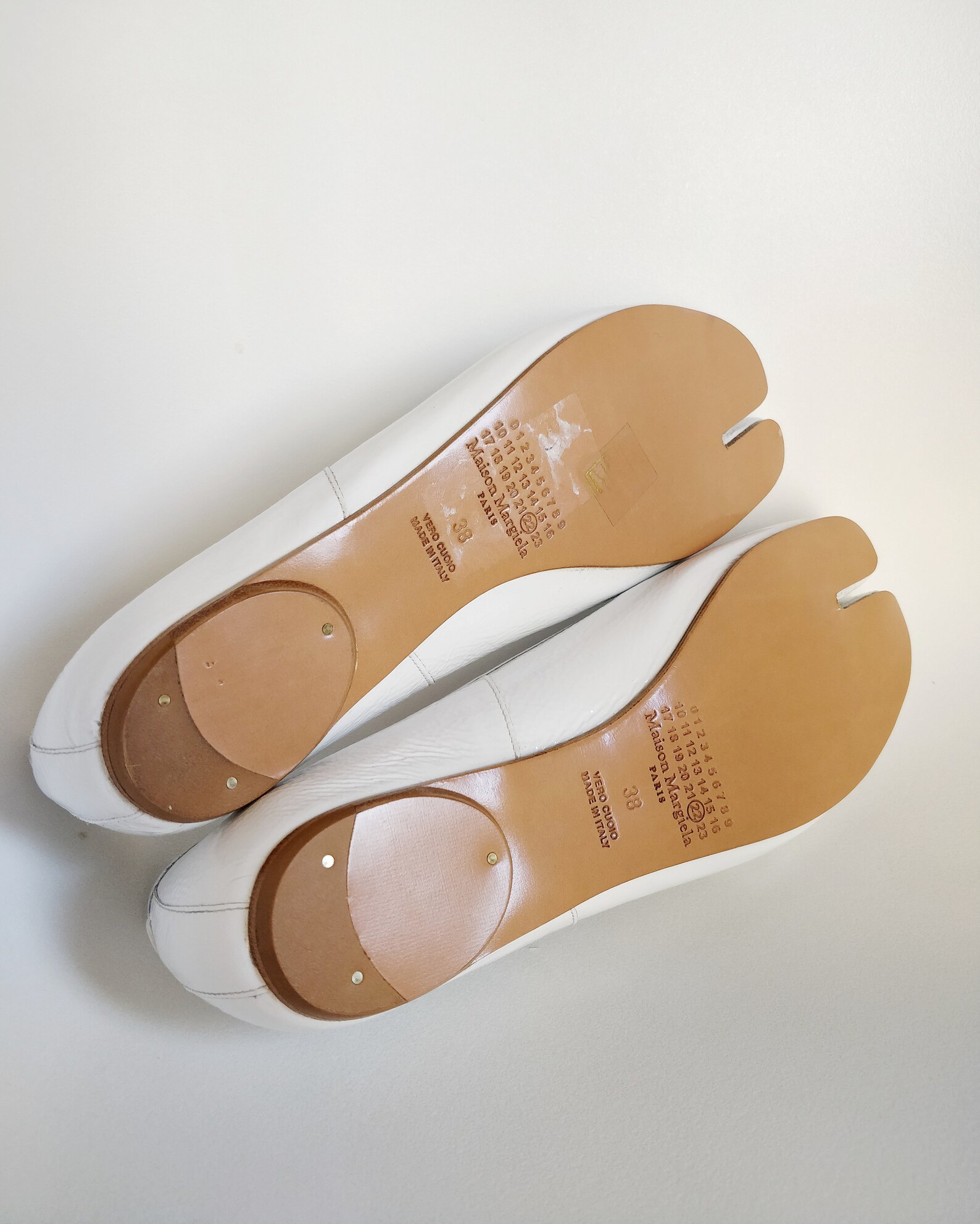 maison margiela white patent tabi ballet flat