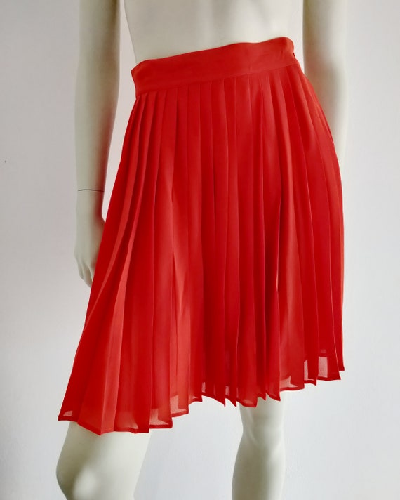 1980s GENNY pure silk red poppy pleated skirt