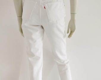 Vaqueros blancos con pestaña roja de LEVI'S, años 80, raros, fabricados en EE. UU.