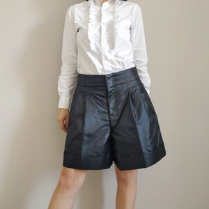 COMME DES GARÇONS black satin shorts bermuda