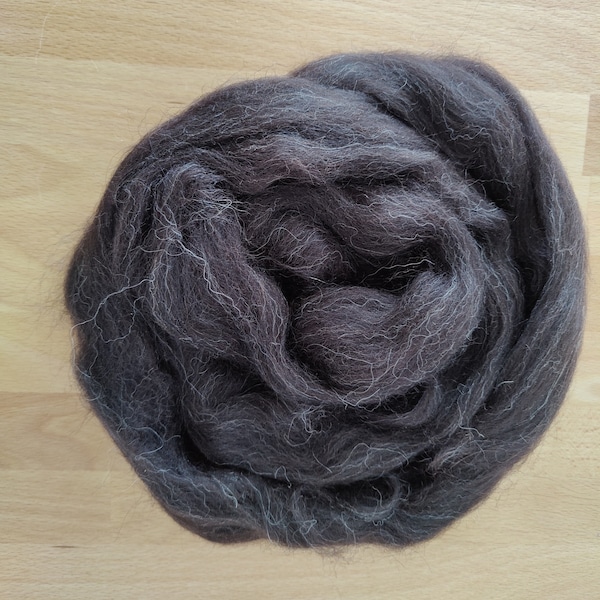 Hebridean Wool Black Roving / Wool Tops - 25g. 1oz. Undyed British Wool ~ Eco Friendly ~ Happy Sheep. Spinning Felting.