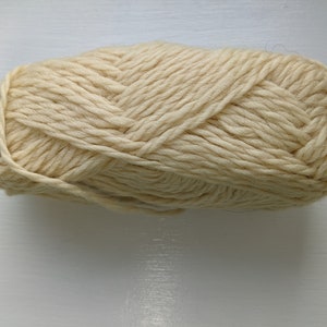 Cream Worsted Aran Yarn - 100% Pure Shetland Yarn