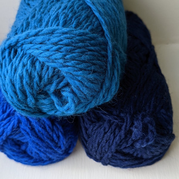 Blue Worsted Aran Weight Yarn - 100% Pure Shetland Yarn