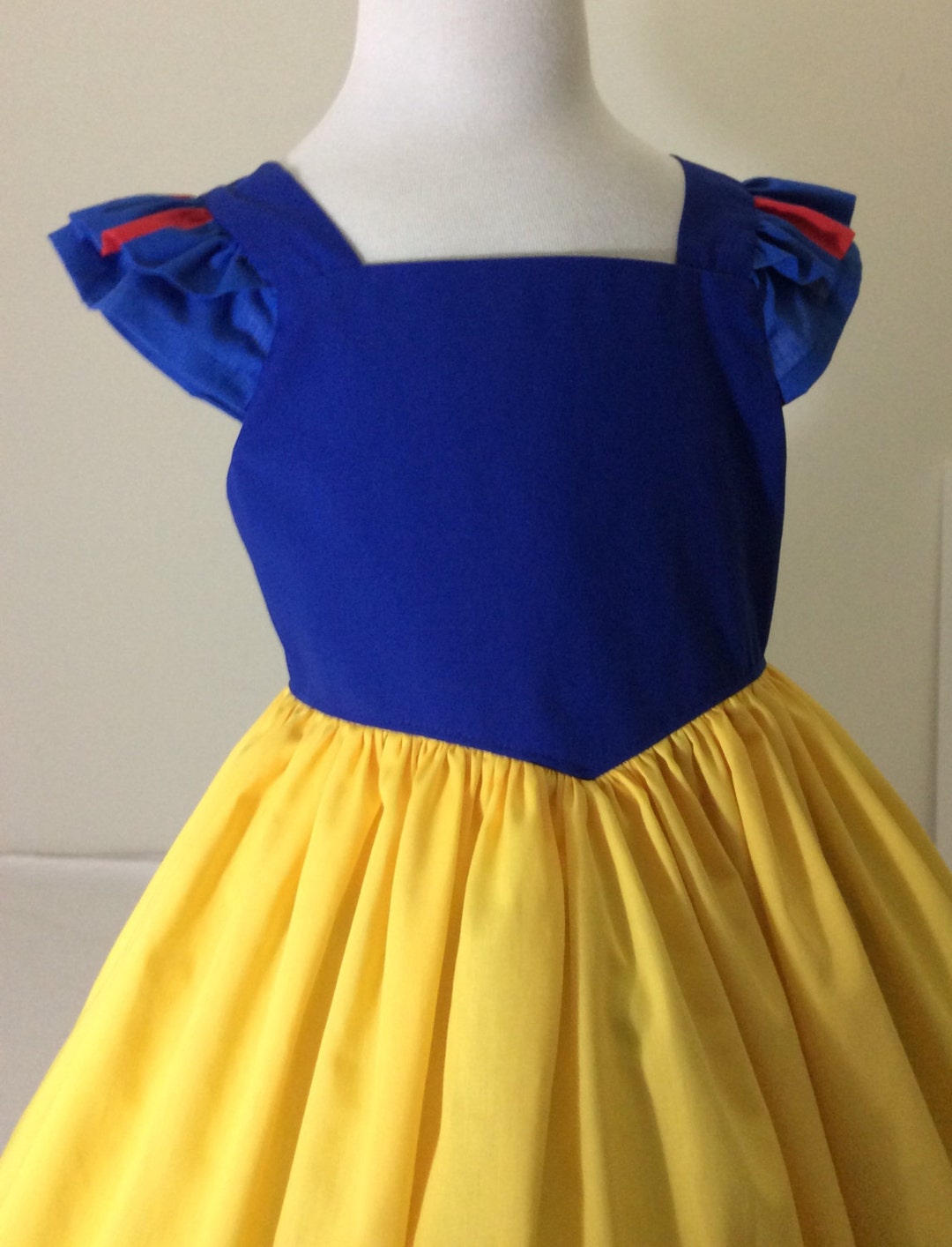 Snow White Inspired Dress - Etsy
