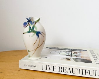 Franz Hummingbird & Iris Vase, Porcelain Vase, FZ00246
