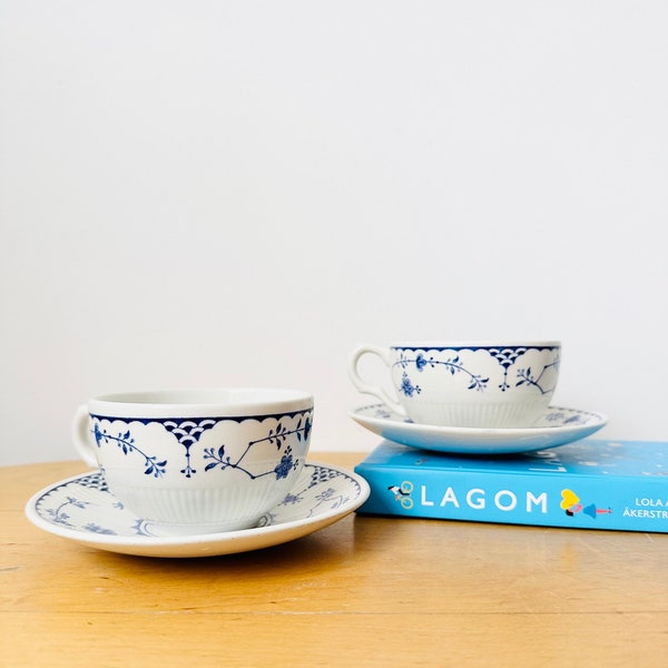 Pair of Denmark Pattern Cups and Saucers, Blue and White Ceramics, Denmark pattern