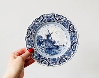 Delft Blue Wall Plate, Windmill Motif, Wall Hanging, Wall Decor, Decorative Delftware