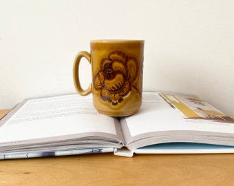 Taza de té, Taza vintage, Taza retro amarilla