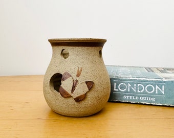 作家さんの手作り、陶器のスタンド 手作り陶器キャンドルホルダー、プレシンゴル陶器、コーン