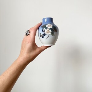 Royal Copenhagen Porcelain Bud, Flower image 6