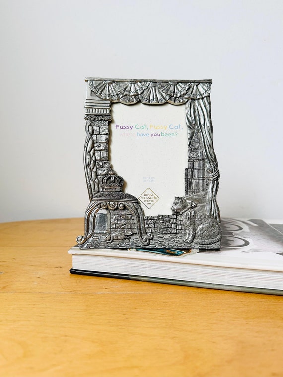 Pewter Photo Frame, 1995 Royal Selangor Pewter Rectangular Frame