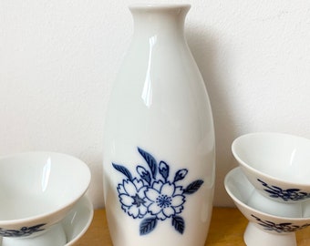 桜正宗 酒器セット 徳利＆カップ4個 日本酒セット 日本製 - Etsy