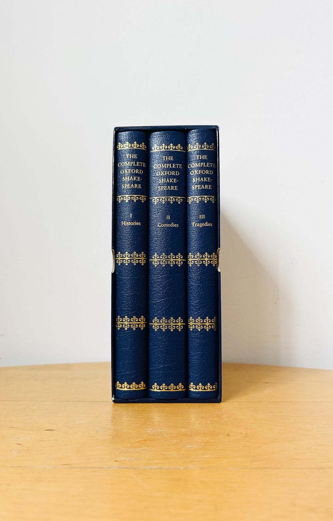 The Complete Oxford Shakespeare in 3 Volumes, Histories, Tragedies