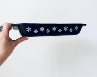 ヴィンテージの希少な「ブラックチューリップ」柄のパイレックス