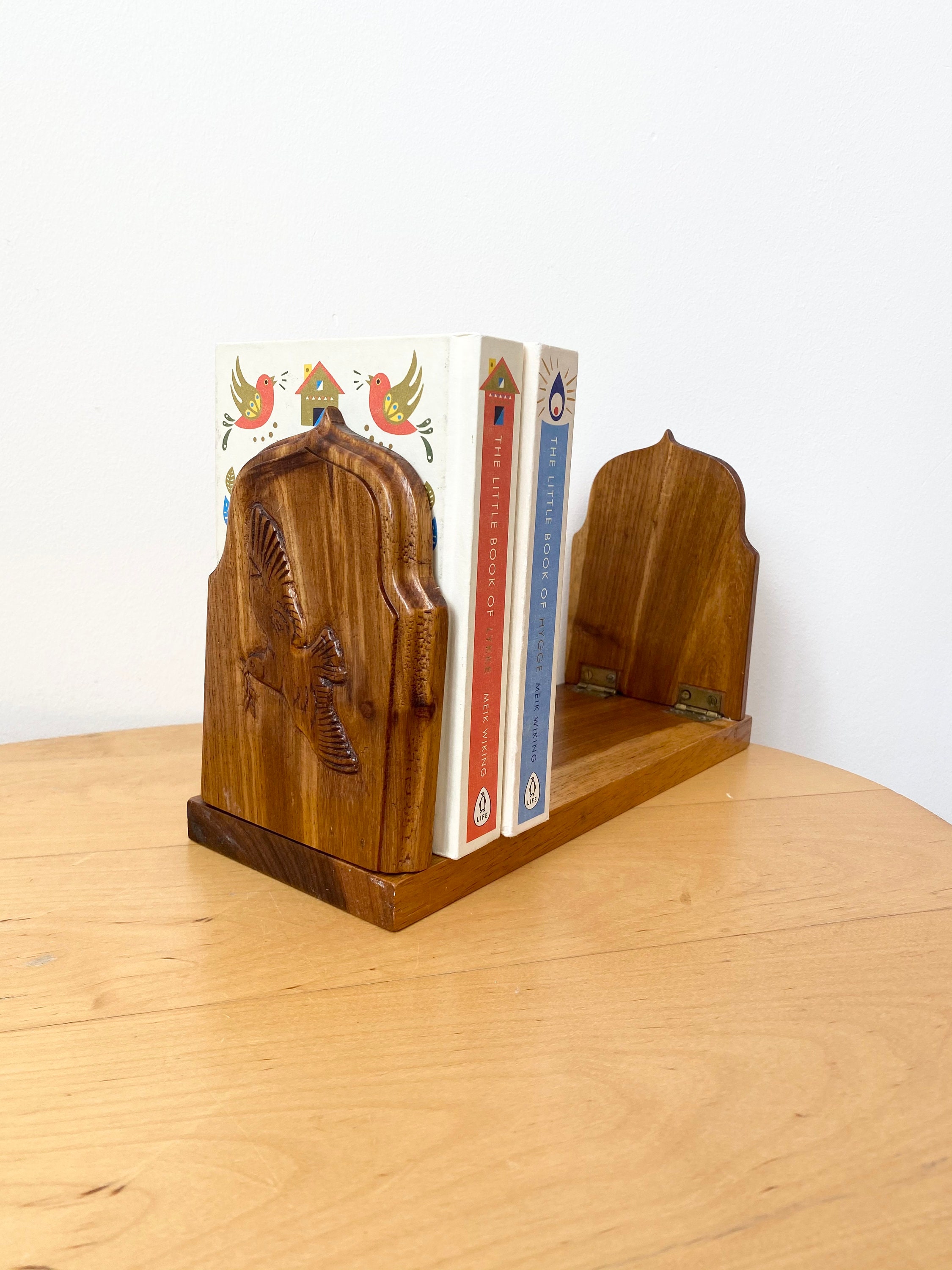 Soporte de libros tallados bookend de madera bookend de Etsy