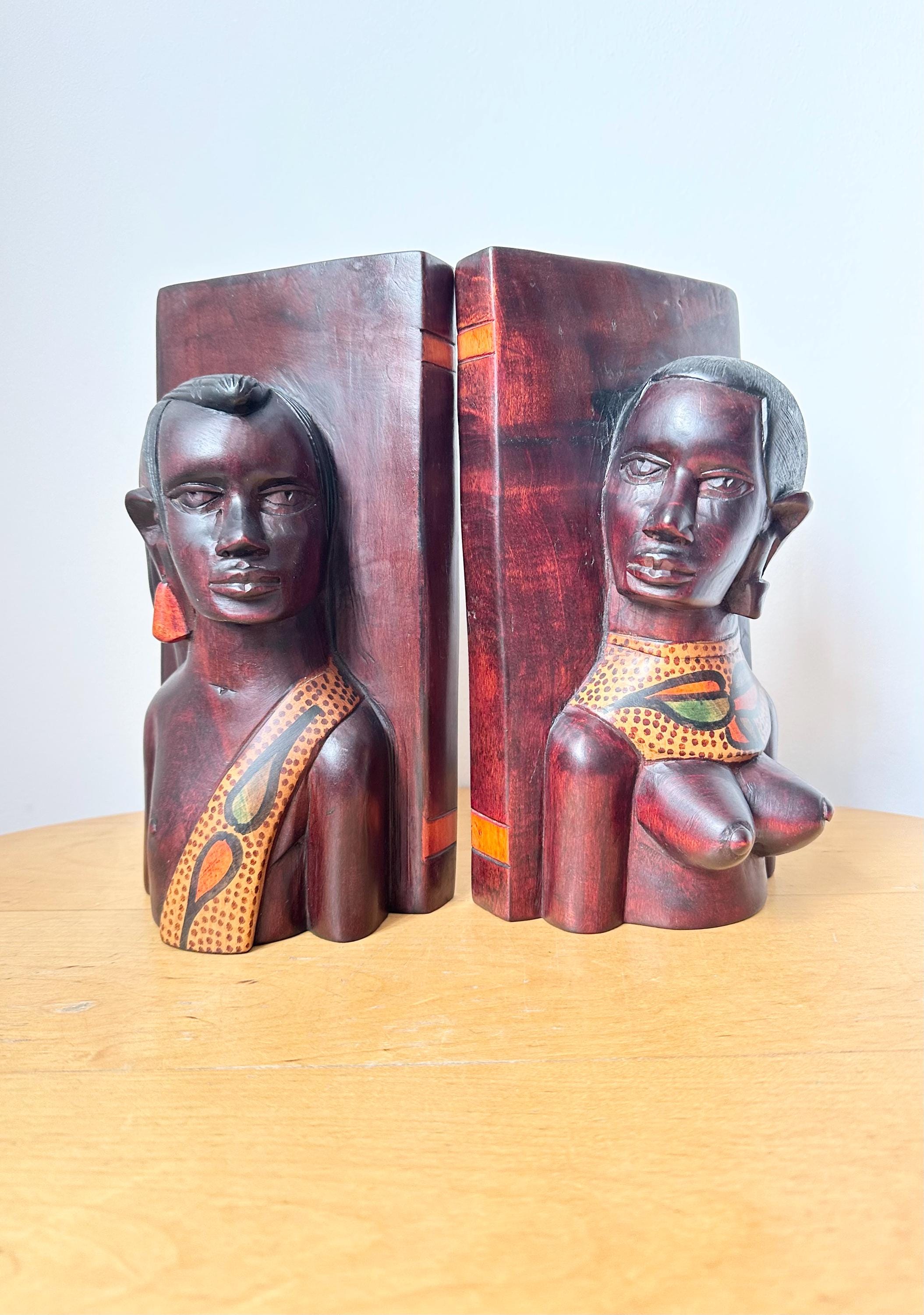 Ensemble de 2 bustes de Femmes Africaines en bois de manguier