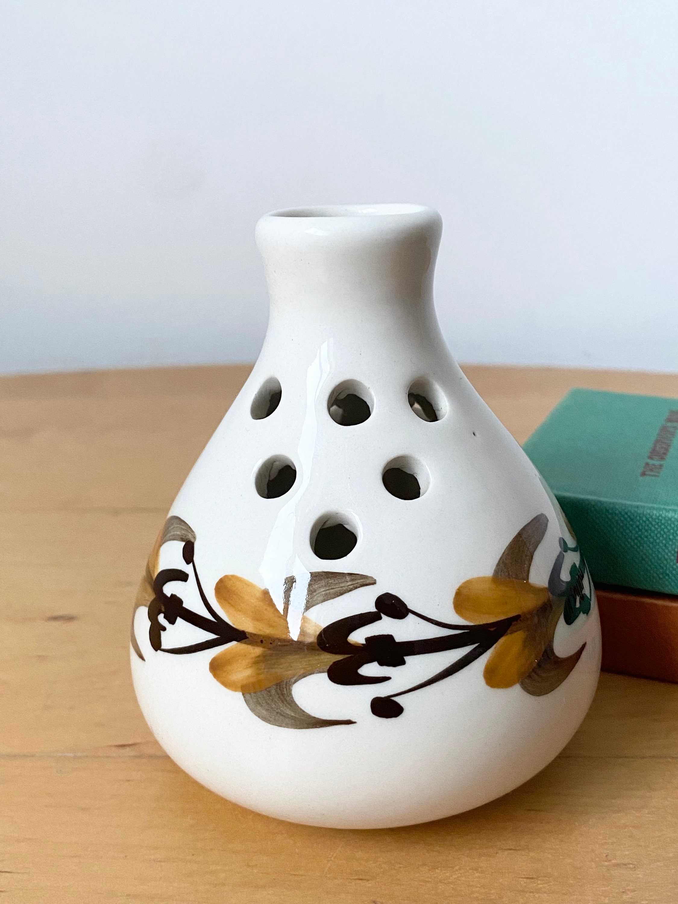 ジャージー陶器レトロバド花瓶、ポージー花瓶、ポプリ - Etsy 日本