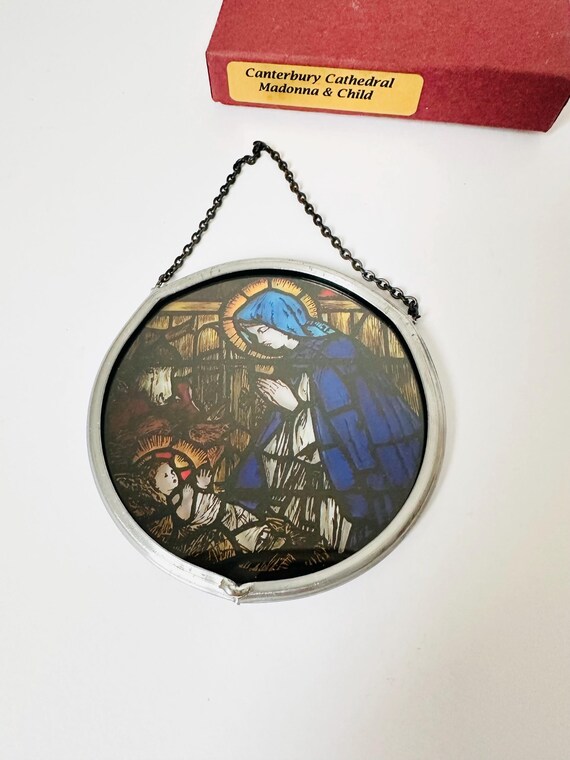 Vitrail Décoratif Peint à La Main Attrape-soleil/cocarde Dans Un Motif