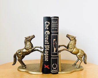 Vintage Brass Horse Head Bookends, Pair of Horse Bookends, Bookshelf Decor