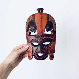 Vintage African Wall Mask, Small Wooden Hand Craved Hanging, African Mask, African Wall Decor, Triabal Art, Wooden Wall Plaque