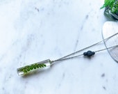 Terrarium Essential Oil Necklace - Pressed Leaf Diffuser Necklace - Lava Stone Essential Oil Necklace - Leaf in Resin Necklace for Women