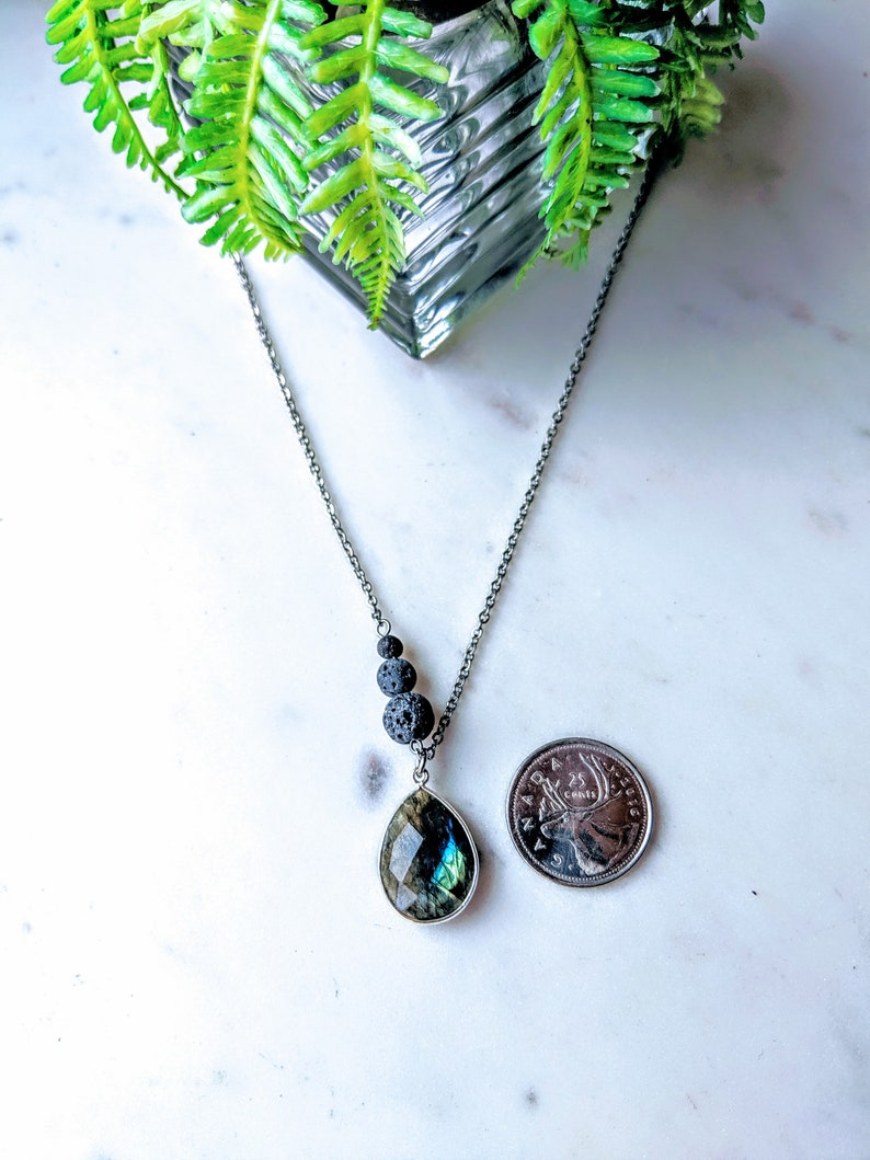 Labradorite Aromatherapy Necklace for Women Lava Stone Diffuser Necklace Labradorite Essential Oil Necklace Labradorite and Lava Stone