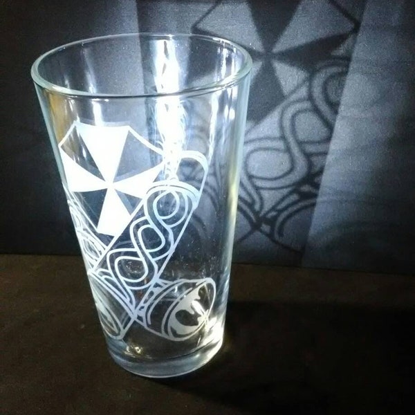 Umbrella T-virus pub glass resident evil