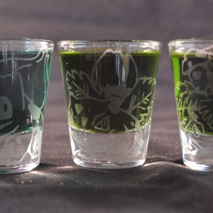 Bulbasaur, Ivysaur, Venusaur engraved shot glass set of 3
