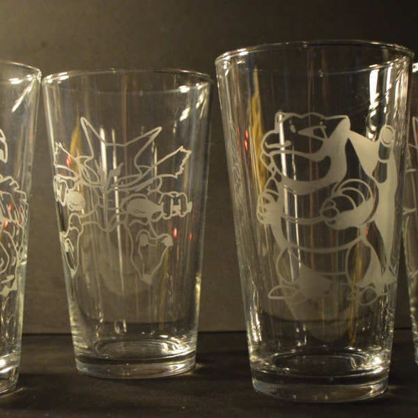 Any pokemon etched pub glass (One pub glass)