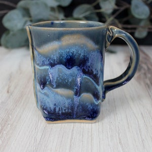 Blue Drip Mug, Ocean Glaze Ceramic Cup, Blue Glazed Pottery, Blue Glazed Mug, Handmade Ceramic Cup, Unique Pottery Mug, Blue Tea Cup Bild 4